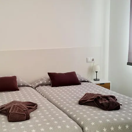Cap Ras 40 A Holiday home Empuriabrava